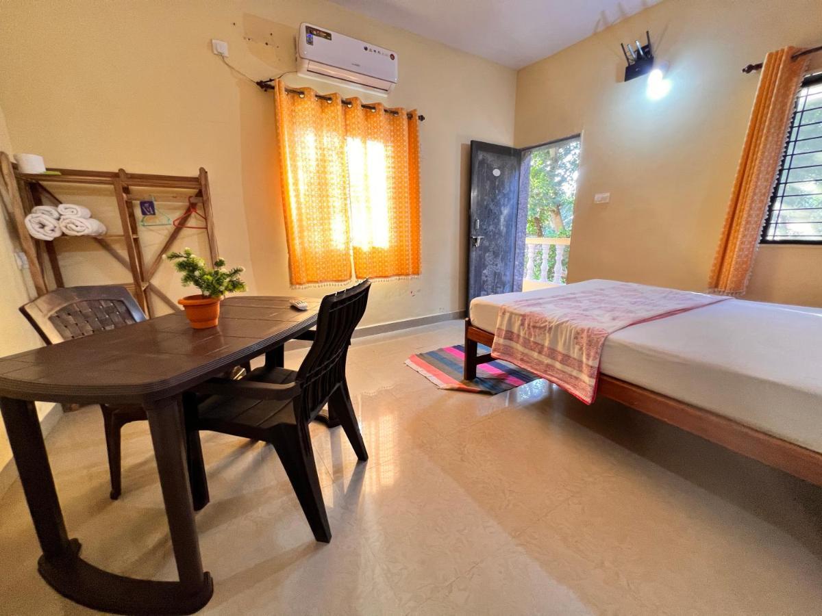 Kyel Villa Guest House Арамбол Екстер'єр фото