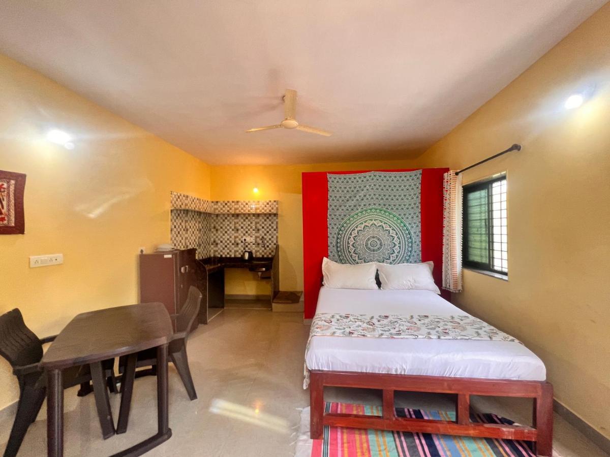 Kyel Villa Guest House Арамбол Екстер'єр фото