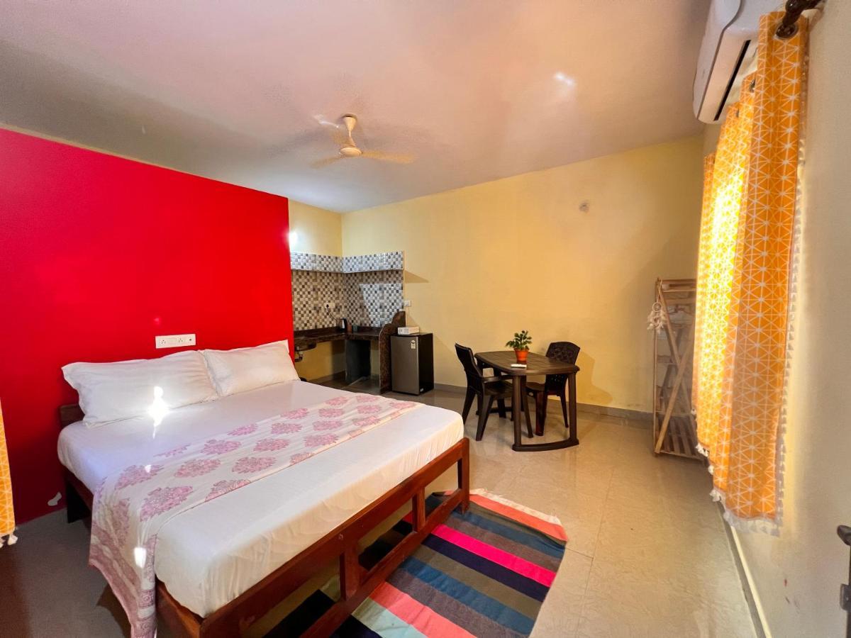 Kyel Villa Guest House Арамбол Екстер'єр фото