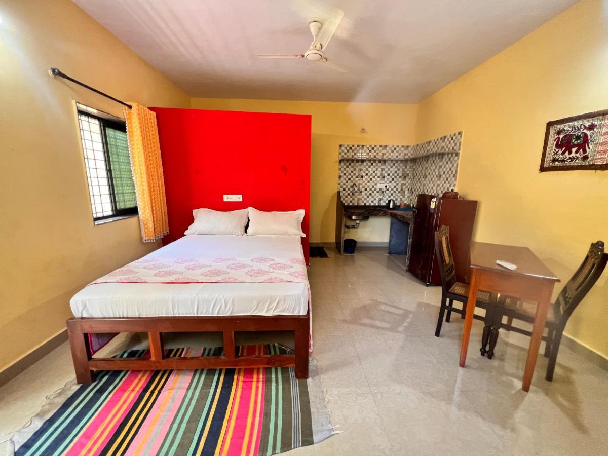 Kyel Villa Guest House Арамбол Екстер'єр фото